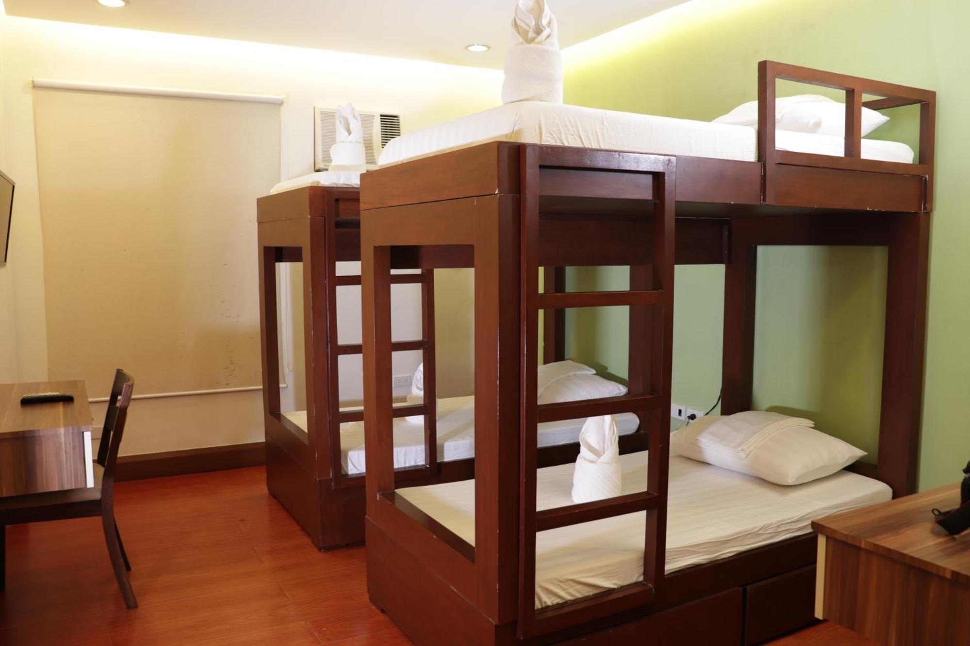 เดอะ ฟาร์มเฮาส์ บาย อีดีแอล Hotel Tarlac City ภายนอก รูปภาพ
